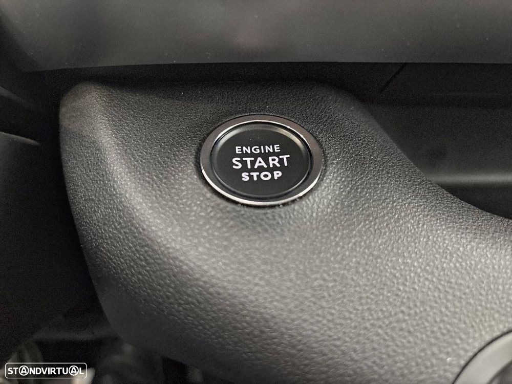 Jeep Avenger 1.2 GSE T3 Summit - 22