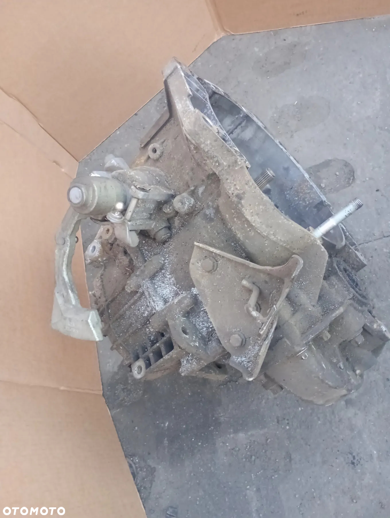 FIAT GRANDE PUNTO 1,3JTD skrzynia biegów 6 biegów - 4