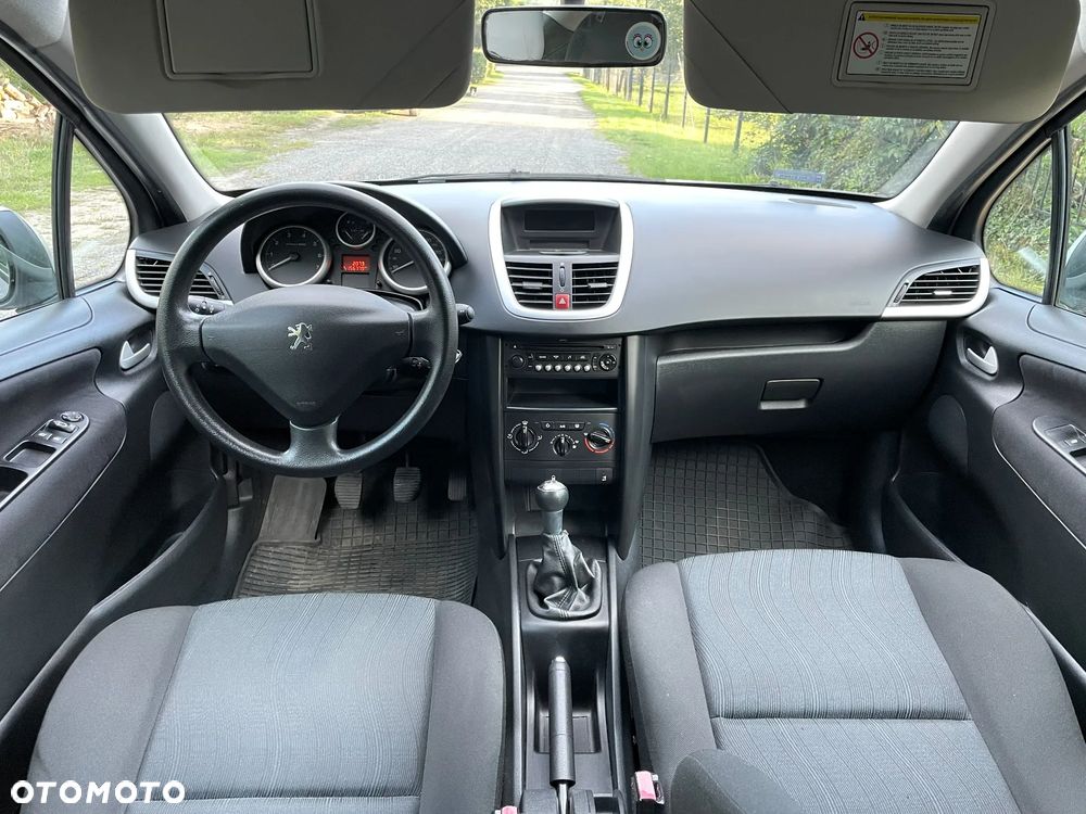 Peugeot 207 1.4 Presence - 10