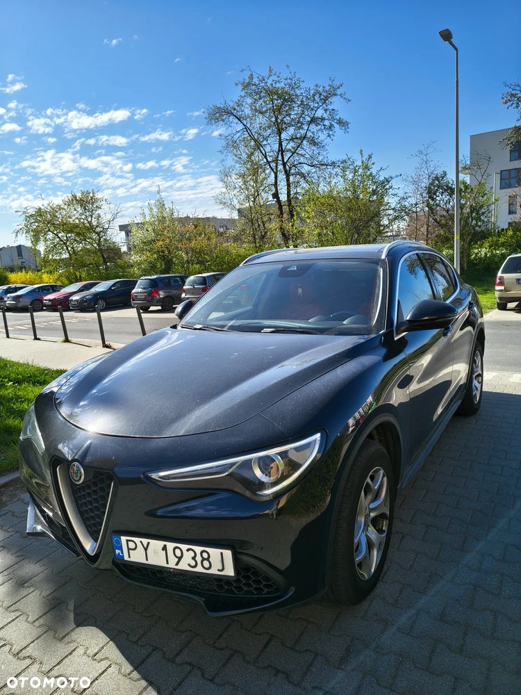 Alfa Romeo Stelvio - 17