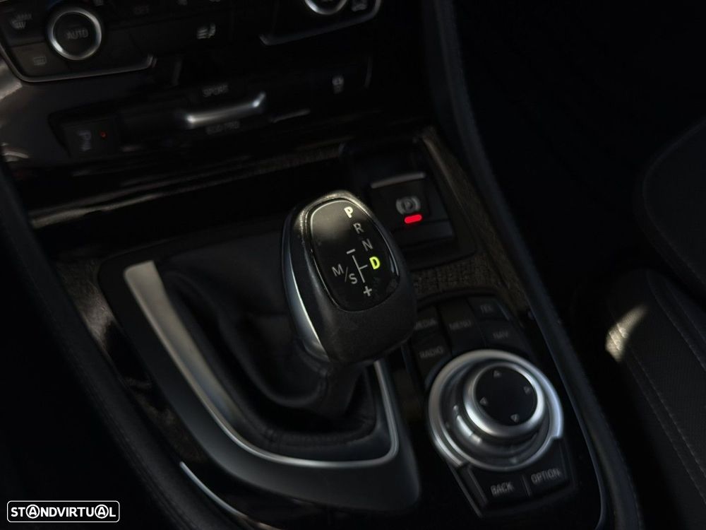 BMW 218 Active Tourer d Line Sport Auto - 11