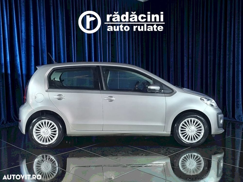 Volkswagen up! 1.0 High - 4