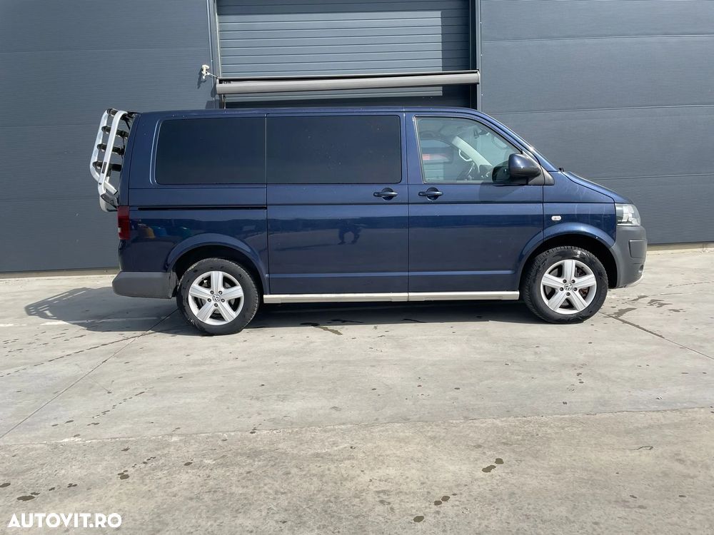 Volkswagen Multivan - 11