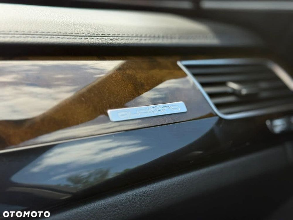 Audi A8 - 5