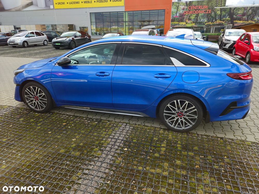 Kia ProCeed - 4