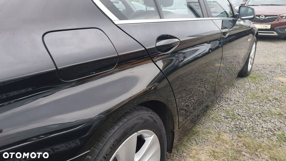 BMW Seria 5 520d - 4