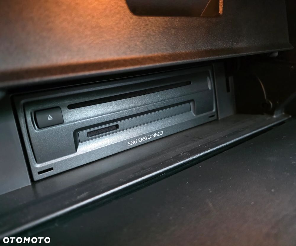 Seat Ibiza 1.2 TSI CONNECT - 25