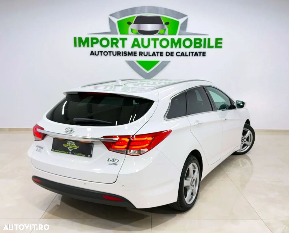 Hyundai i40 Kombi 1.7 CRDi DCT Trend - 11