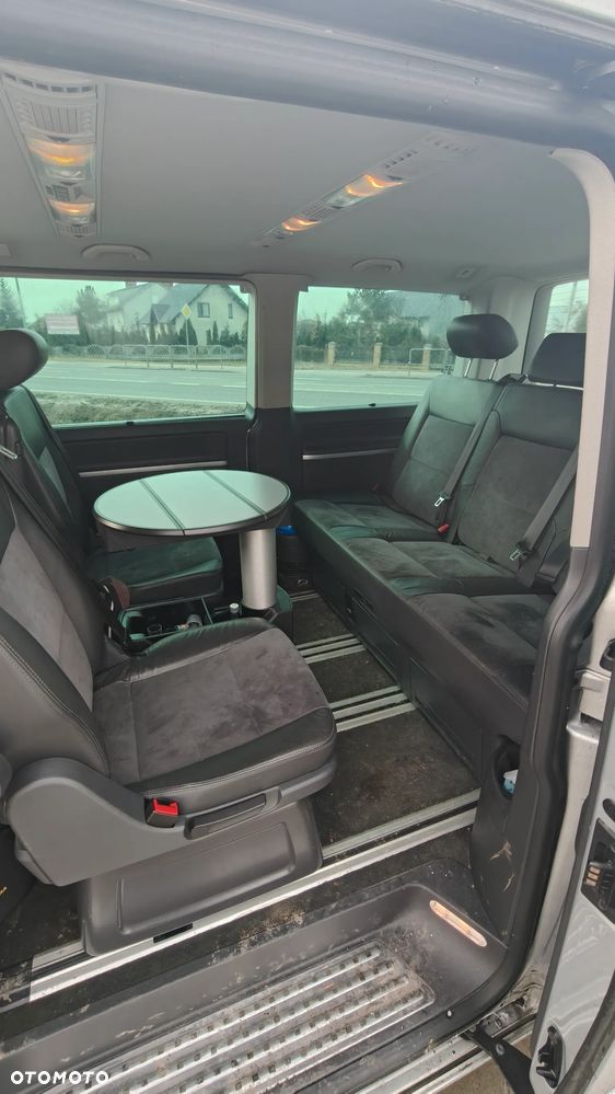 Volkswagen Multivan - 6