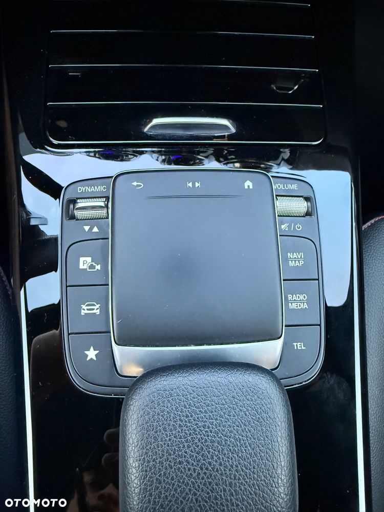 Mercedes-Benz CLA 220 d AMG Line 8G-DCT - 19
