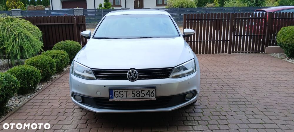 Volkswagen Jetta 1.6 TDI Comfortline - 5