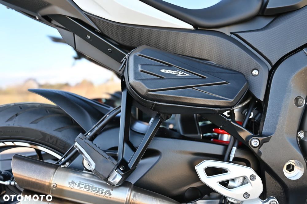 BMW XR - 16