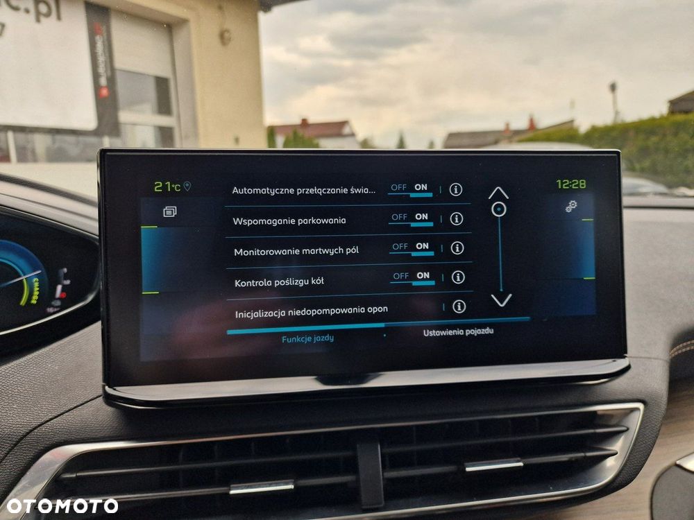 Peugeot 3008 1.6 PureTech HYbrid GT S&S EAT8 - 31