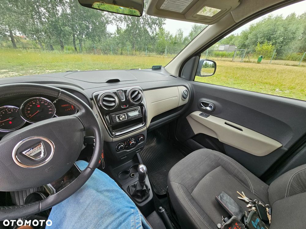 Dacia Lodgy 1.6 Ambiance - 13