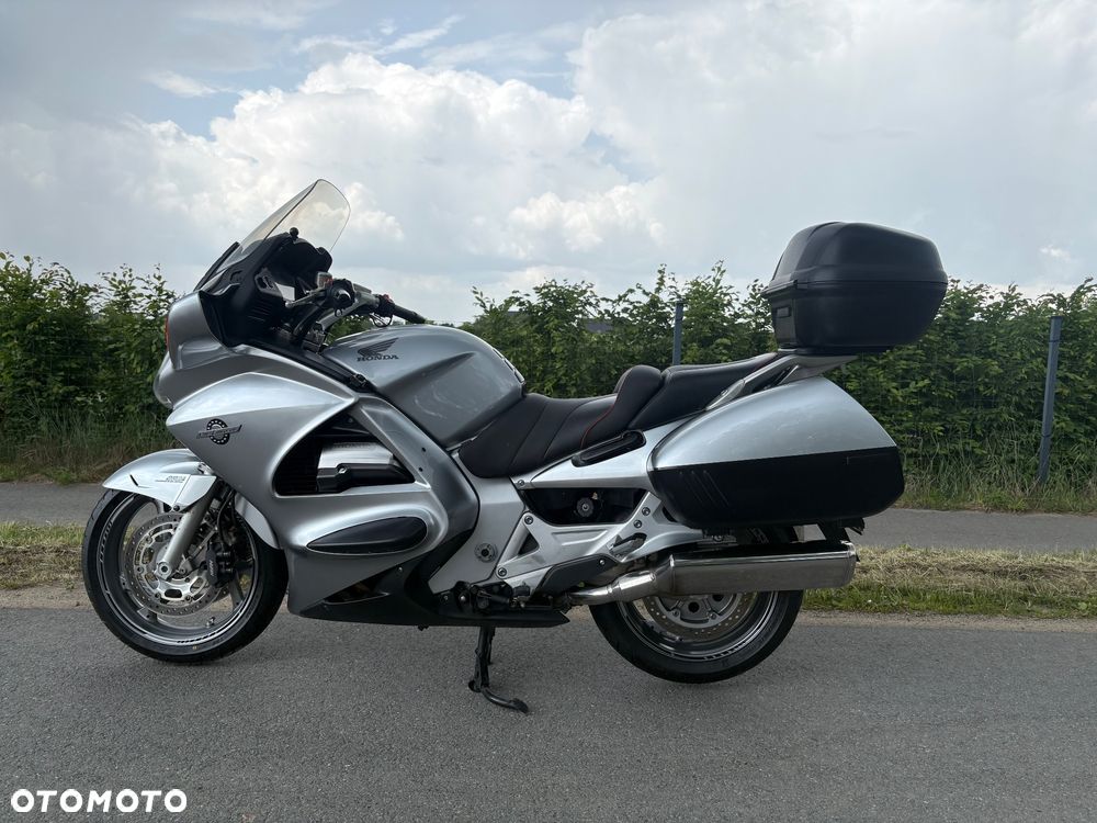 Honda ST - 13