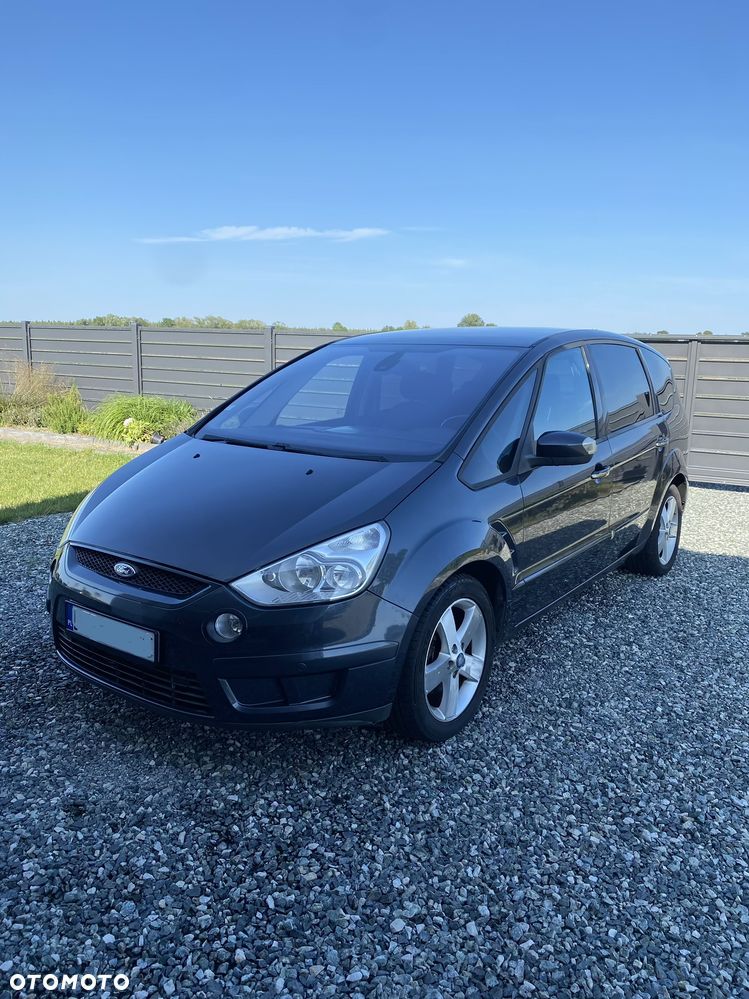 Ford S-Max - 9
