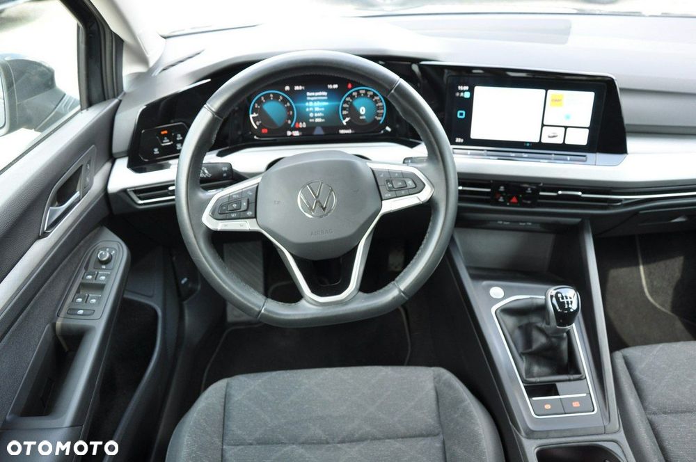 Volkswagen Golf - 24