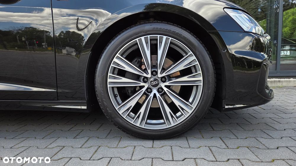 Audi A6 Avant 45 TFSI quattro S tronic S line - 32