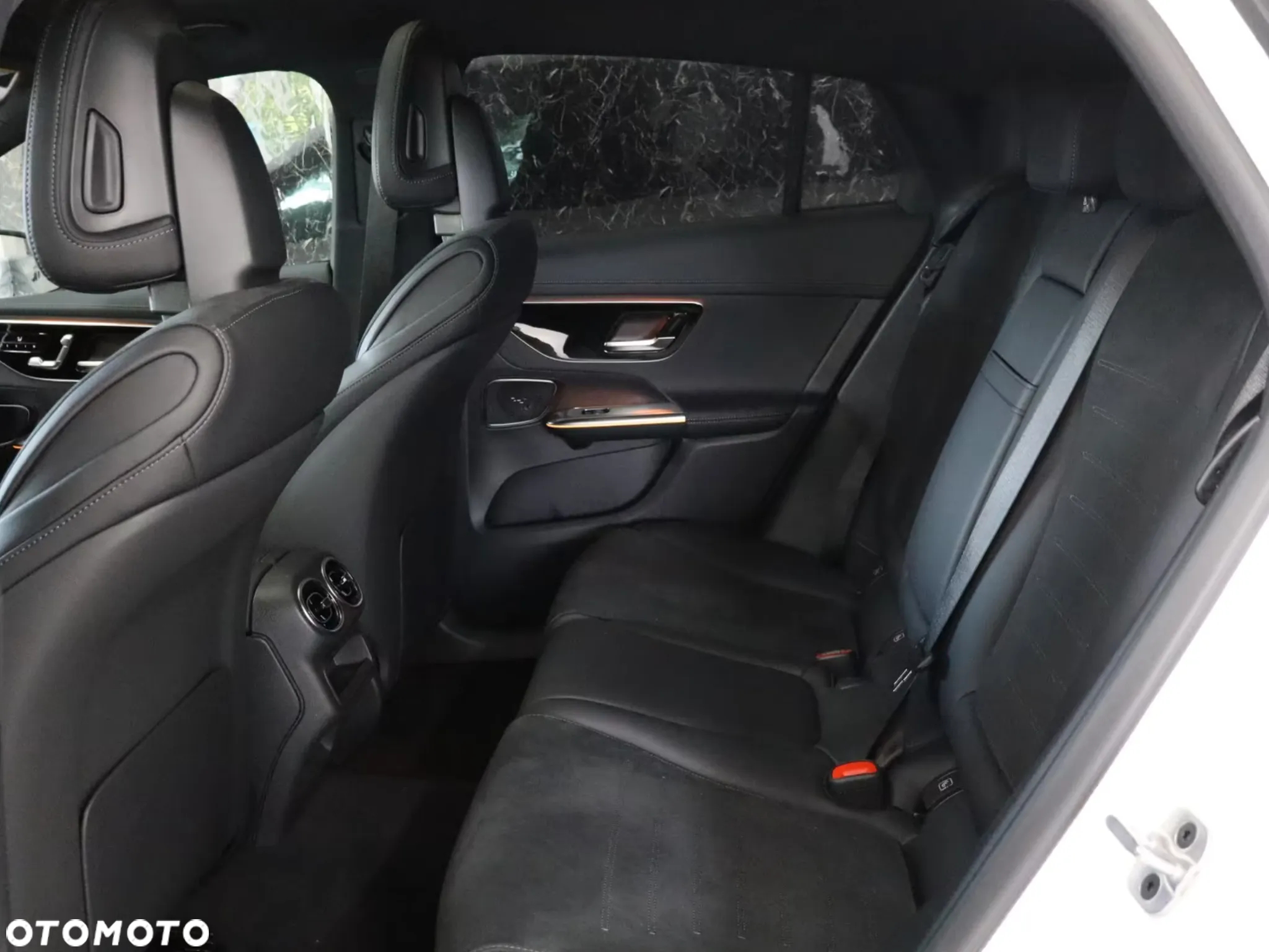 Mercedes-Benz GLC Coupe 220 d mHEV 4-Matic AMG Line - 13
