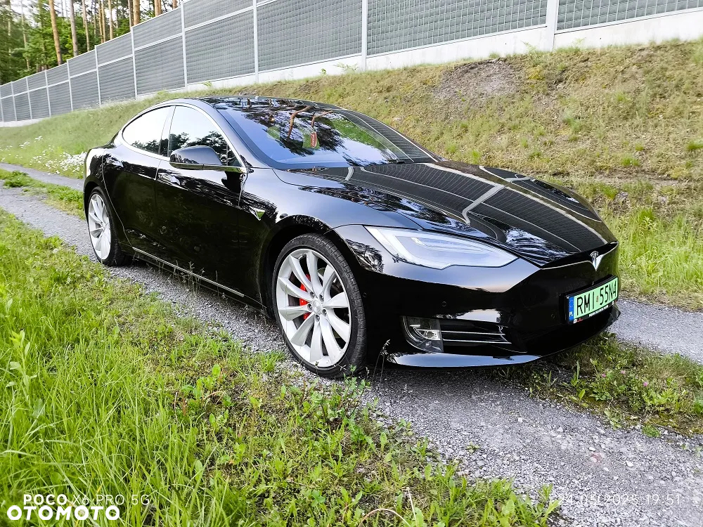 Tesla Model S Performance - 6