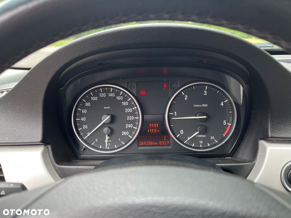 BMW Seria 3 318d - 6
