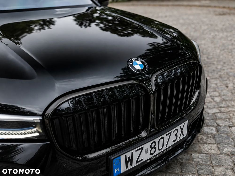 BMW Seria 7 750i xDrive - 4