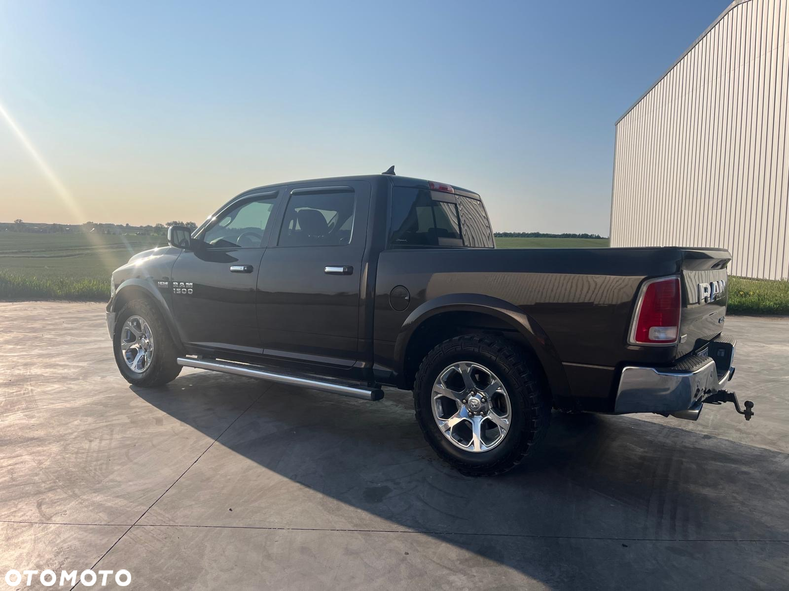 Dodge RAM 1500 5.7 4x4 - 5