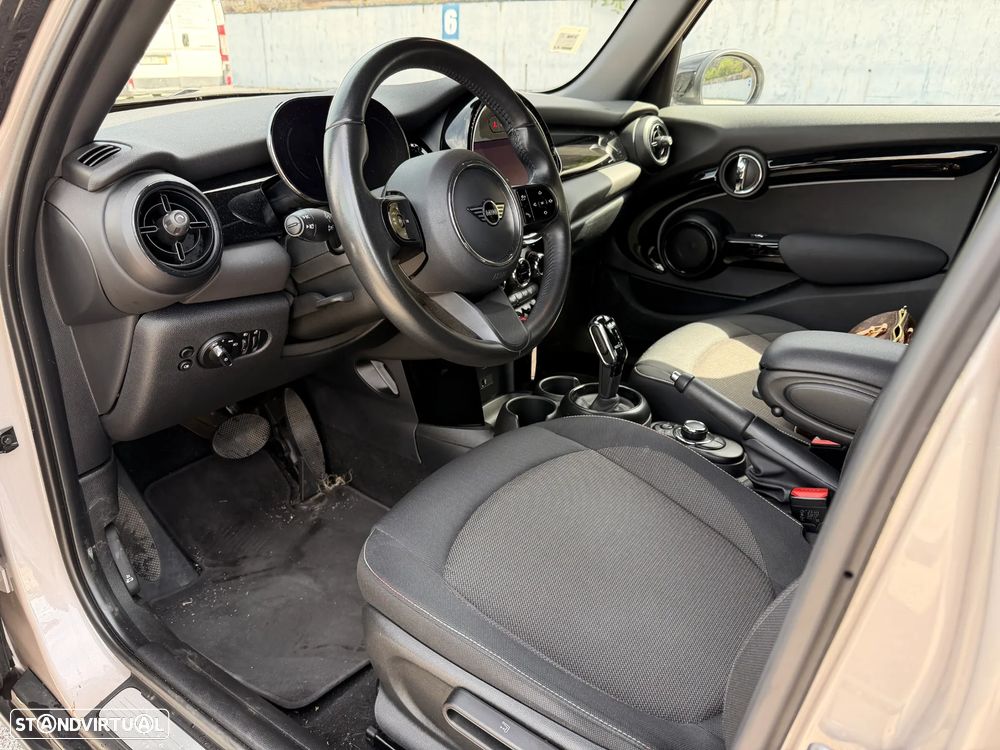 MINI 5 Portas Cooper 4Business Plus Auto - 7