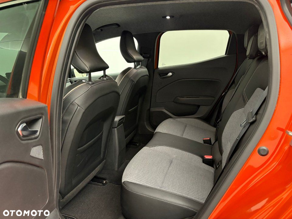 Renault Clio - 9