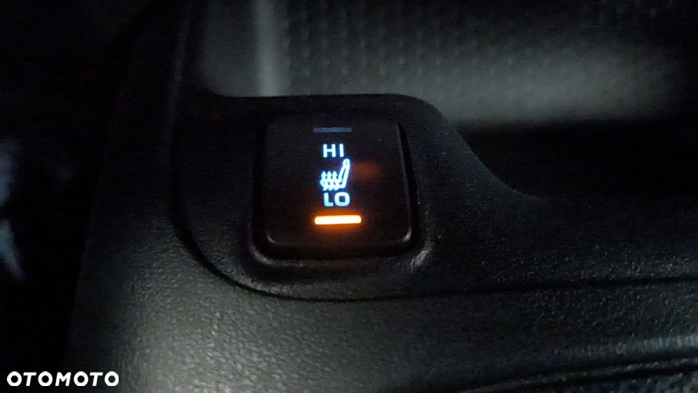 Toyota Corolla 1.8 Hybrid GPF Comfort - 26