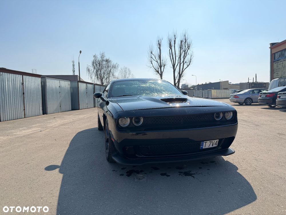 Dodge Challenger - 7