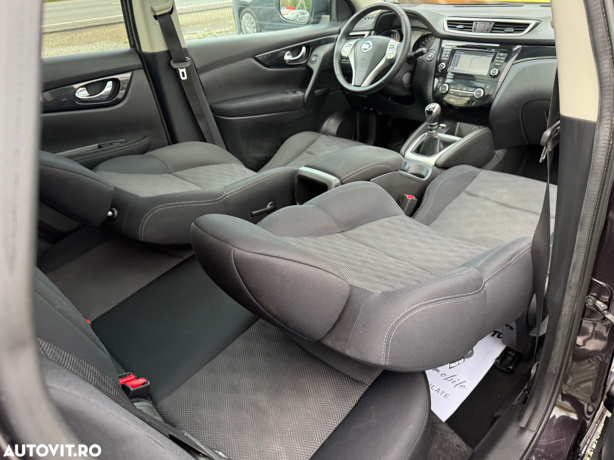 Nissan Qashqai 1.2 DIG-T TEKNA - 8
