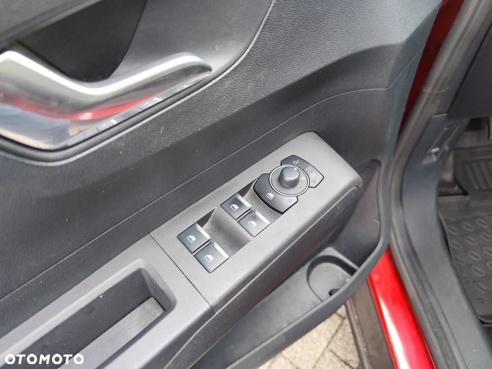 Ford Tourneo Courier 1.0 EcoBoost Titanium - 16