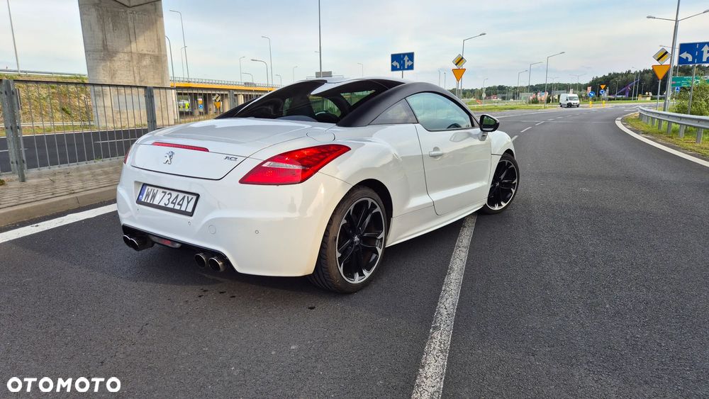 Peugeot RCZ - 3