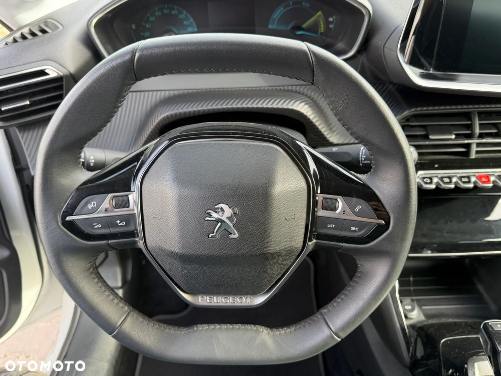 Peugeot 208 - 20
