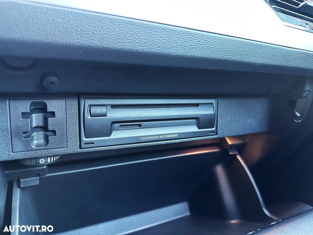 Volkswagen Tiguan 2.0 TDI SCR 4MOTION (BlueMotion Techn.) DSG Highline - 25