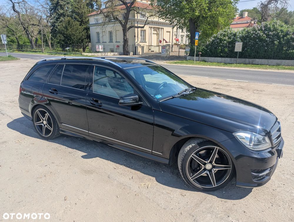 Mercedes-Benz Klasa C 300 CDI BlueEff 4-Matic Avantgarde - 2