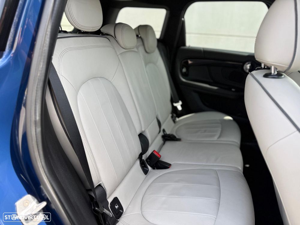 MINI Countryman Cooper D Auto - 8