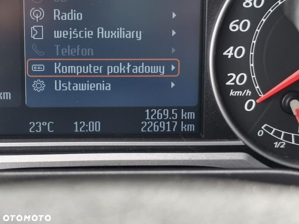 Ford S-Max - 13