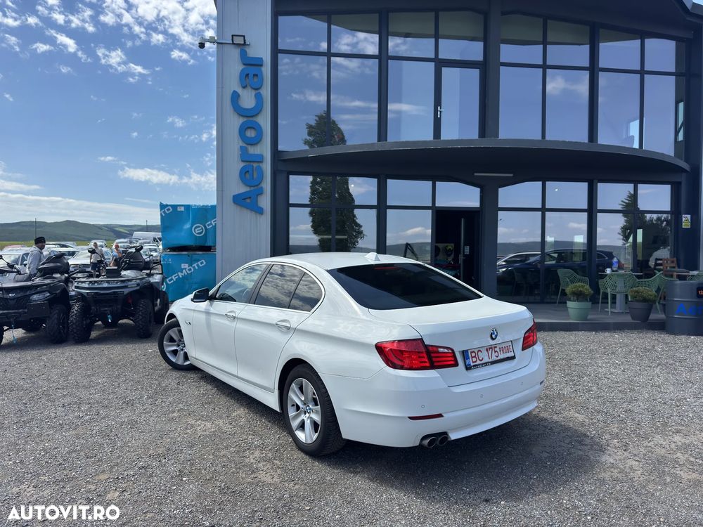 BMW Seria 5 520d BluePerformance - 11
