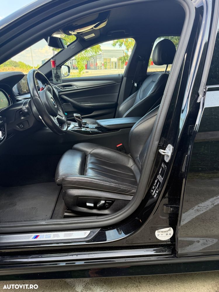 BMW M5 CS AT - 10