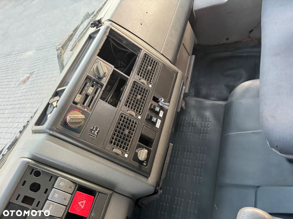 Iveco Eurocargo 100E15 Wywrotka 3 stronna - 28