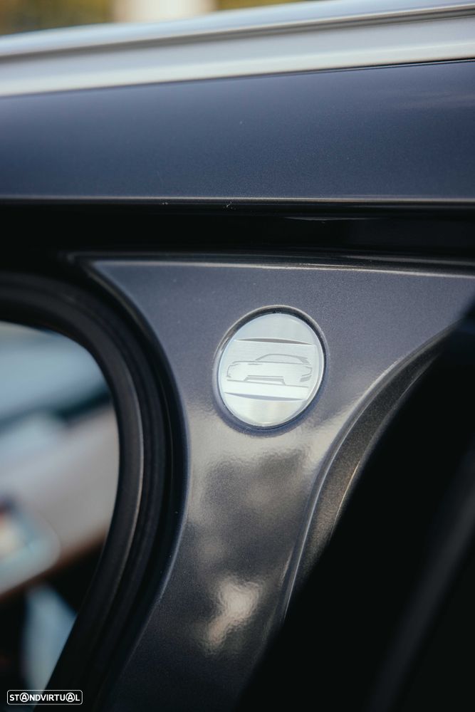 Land Rover Range Rover Velar 3.0 D R-Dynamic SE - 11