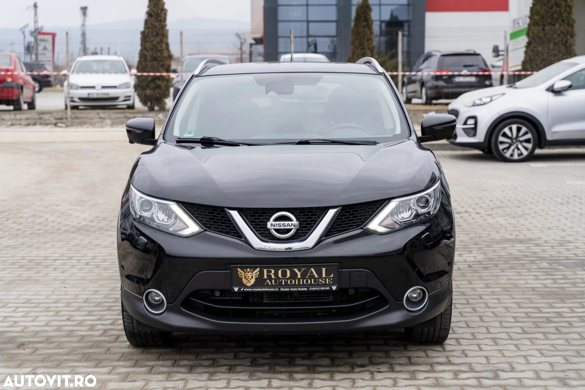 Nissan Qashqai 1.6 DCI Xtronic TEKNA+ - 9