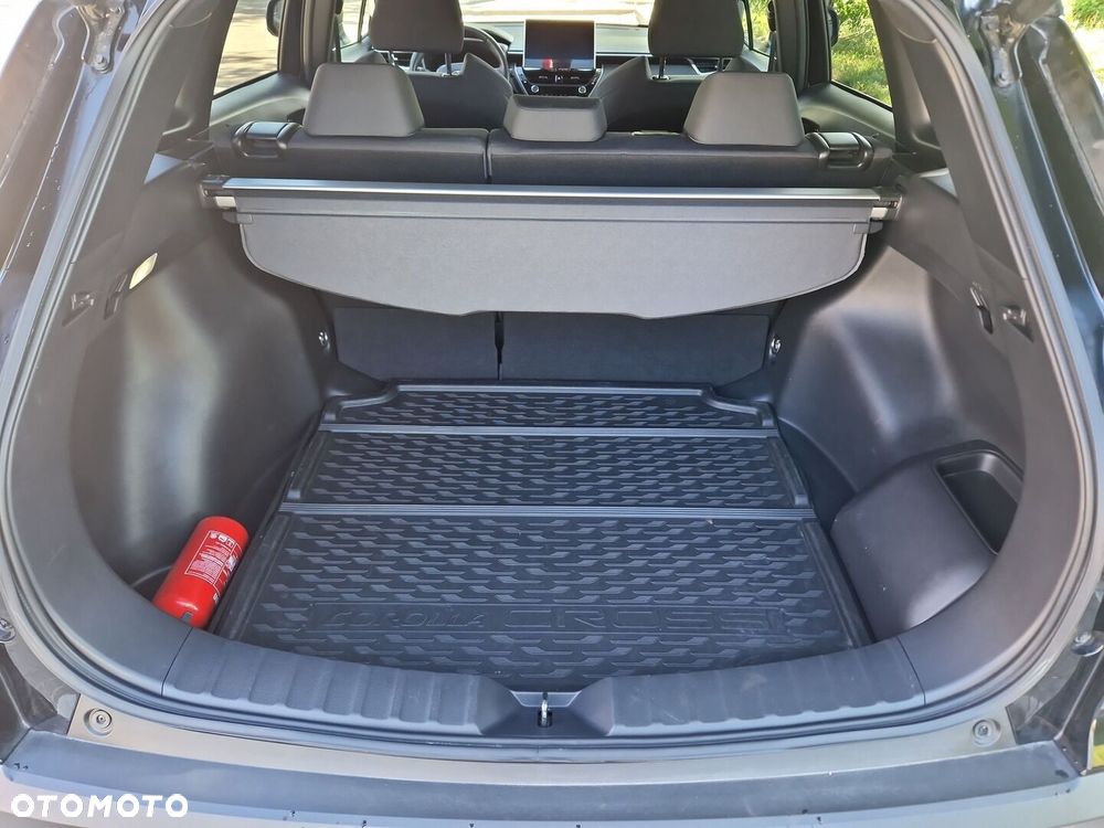 Toyota Corolla Cross - 20