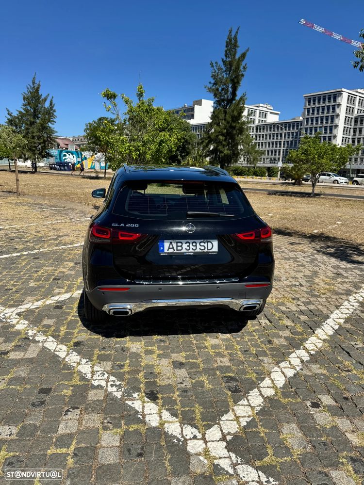 Mercedes-Benz GLA 200 AMG Line - 8