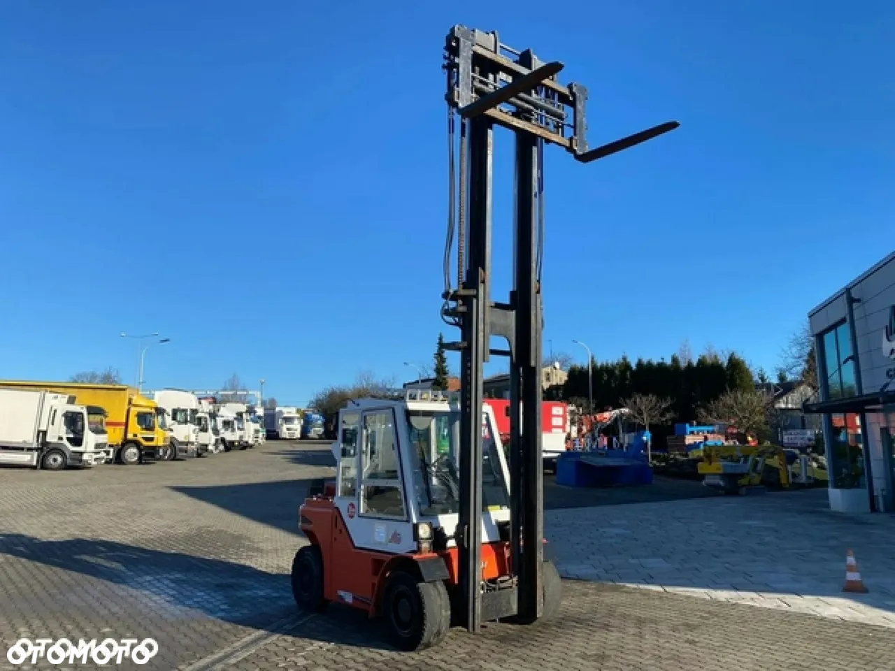 Dantruck 6009 / 6 TON / DO 5M WYSOKOŚĆ / DUPLEX / STAN BARDZO DOBRY / DOKUMENTY W CENIE! - 4