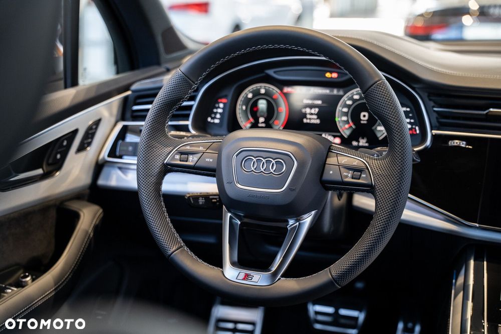 Audi Q7 - 21