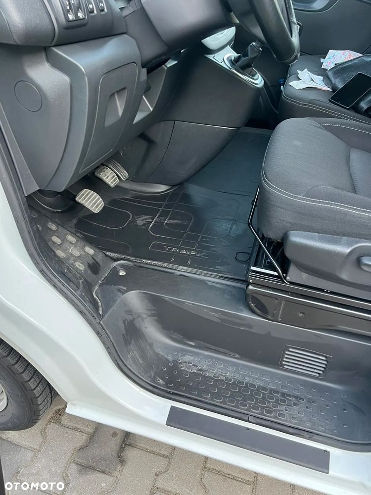 Renault Trafic 2.0 dCi L2H1 HD Pack Clim (bryg.) - 7