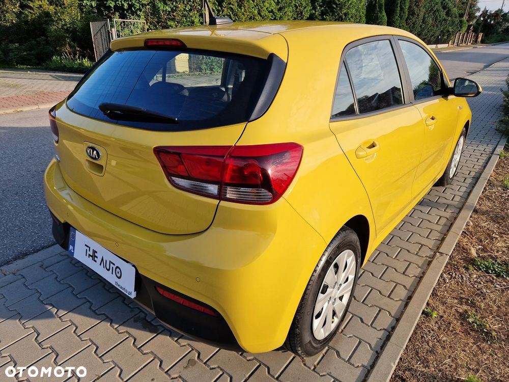Kia Rio 1.2 L - 36